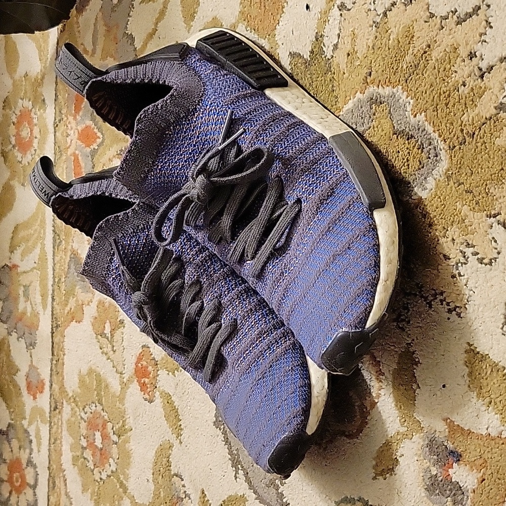 Adidas nmd r1 primeknit